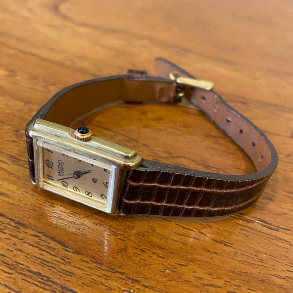 Vintage Woman's Cardinal Watch - Picture 2 of 9